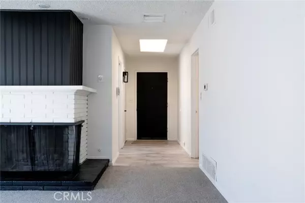 Lancaster, CA 93534,43714 Heaton