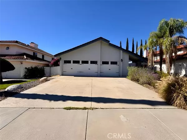 25483 Blackthorne Dr, Murrieta, CA 92563