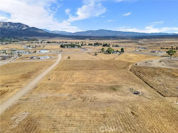 Aguanga, CA 92536,41620 Lakefront Dr