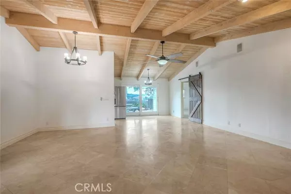 Fallbrook, CA 92028,1187 Via Encinos