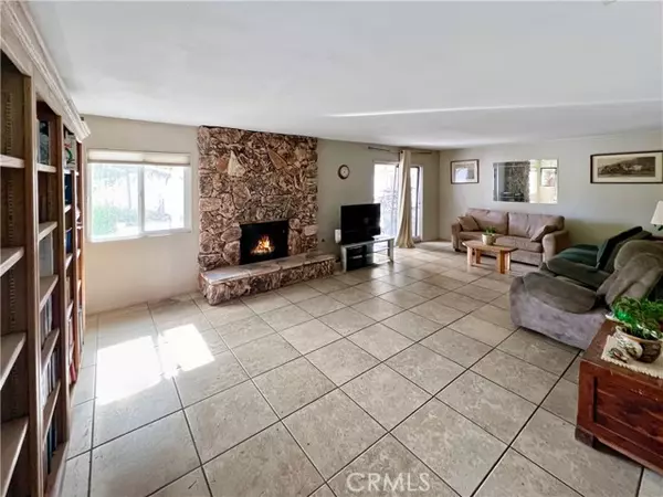 Hemet, CA 92544,42191 Mayberry