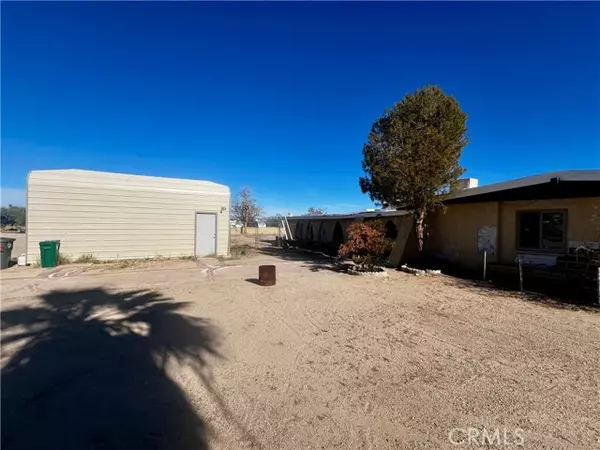 Twentynine Palms, CA 92277,74284 El Paseo