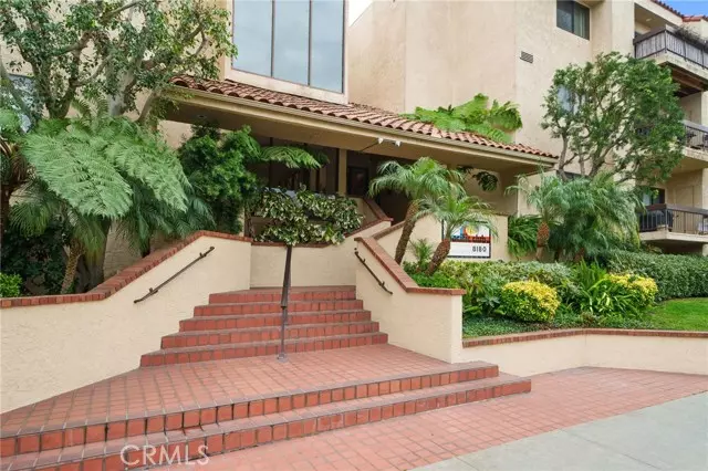 Playa Del Rey (los Angeles), CA 90293,8180 Manitoba Street #327