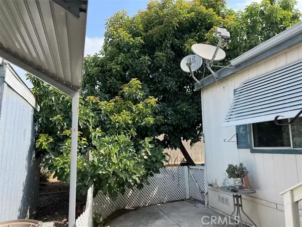 Ontario, CA 91761,1456 E PHILADELPHIA #109