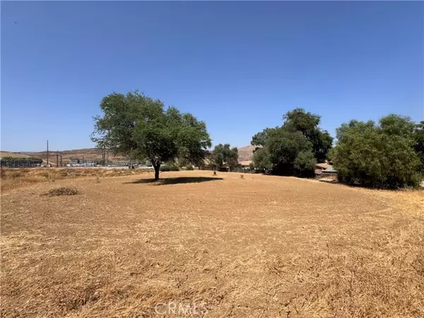 Lake Elsinore, CA 92530,28804 Hoff Avenue