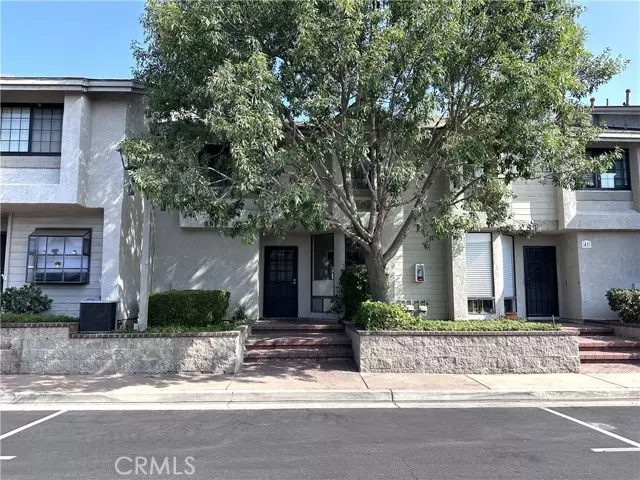 2220 E Chapman Avenue #40, Fullerton, CA 92831