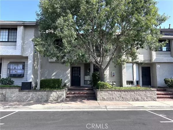 2220 E Chapman Avenue #40, Fullerton, CA 92831