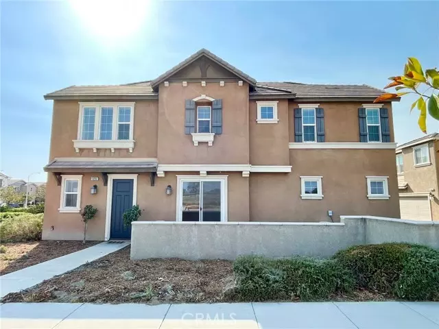 5890 Ginger Dr, Eastvale, CA 92880