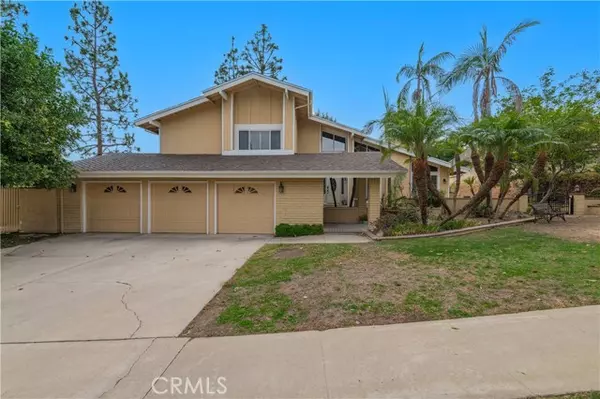 1790 N Mountain View Place, Fullerton, CA 92831