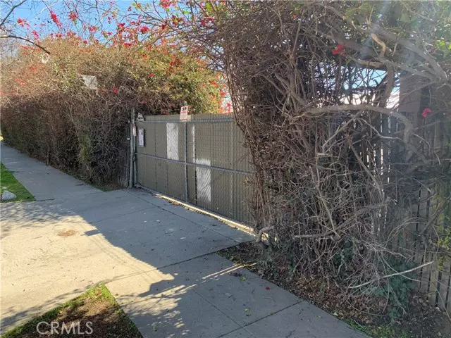 398 N 10th Street, Colton, CA 92324