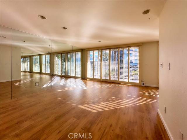 1803 E Ocean Boulevard #201, Long Beach, CA 90802