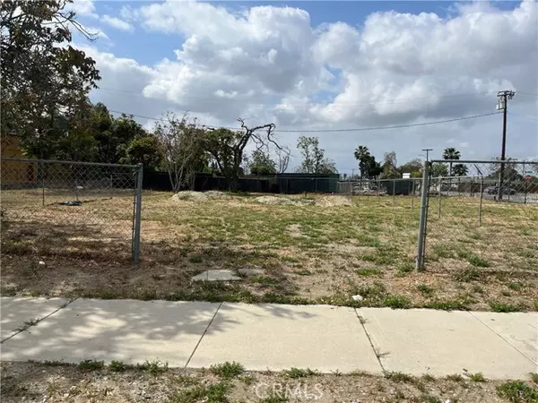 736 E California Street, Ontario, CA 91761