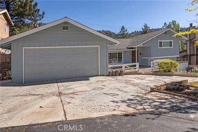 Wrightwood, CA 92397,784 Apple Avenue