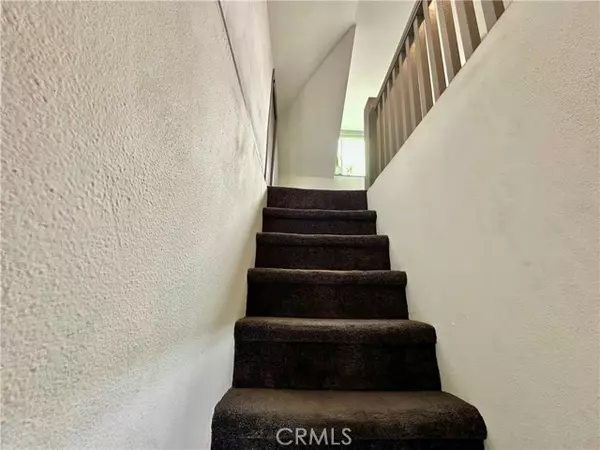 Los Angeles, CA 90037,160 W 48th Street