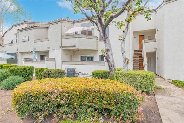 7 Town And Country Road, Pomona, CA 91766