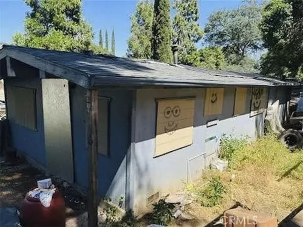 Clearlake Oaks, CA 95423,12441 Pine Street