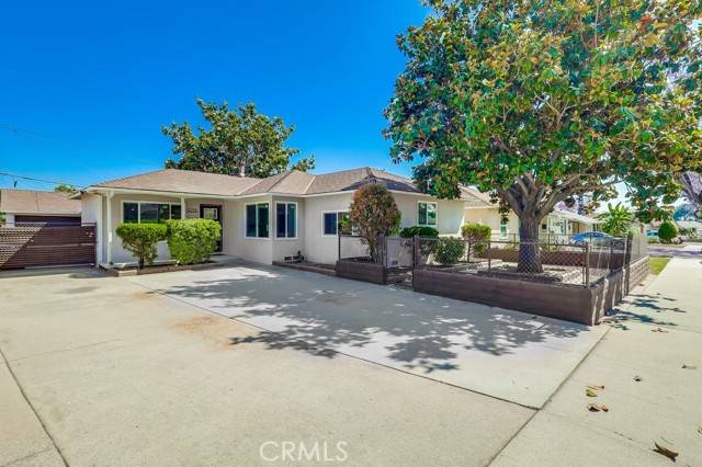 9234 Mills Avenue, Whittier, CA 90603