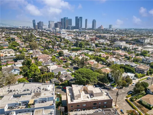 Los Angeles, CA 90024,1567 Westholme Avenue #4A