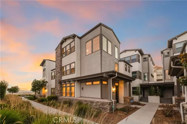 104 Spectacle, Irvine, CA 92618