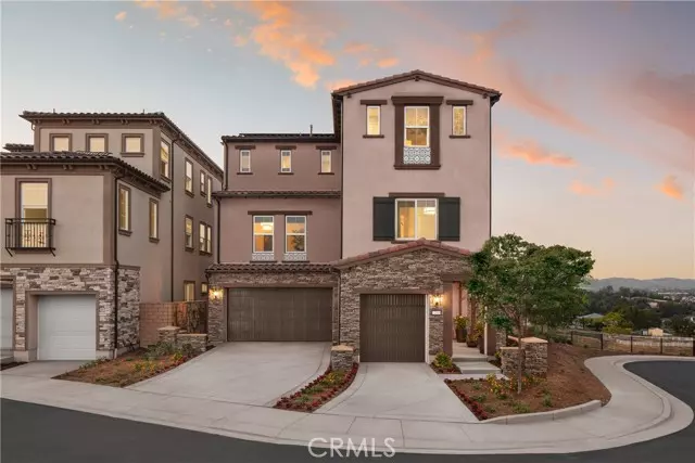 Walnut, CA 91789,22085 Manarola Way