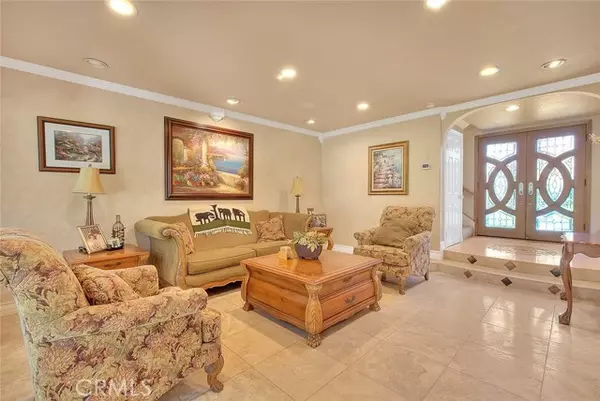 Pomona, CA 91766,24 Edgebrook Drive