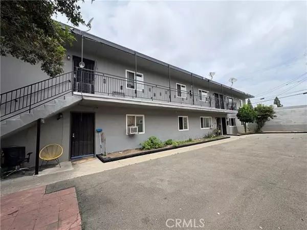 Santa Ana, CA 92703,1905 W Myrtle Street #3