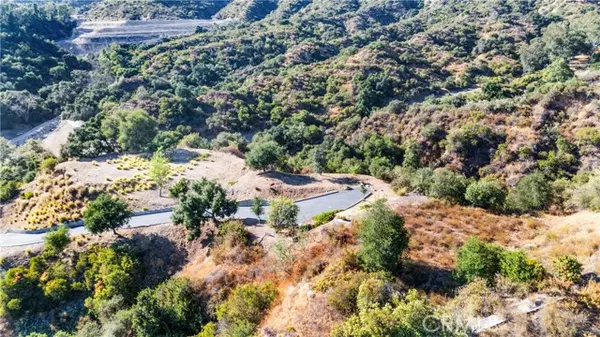 Bradbury, CA 91008,25 Woodlyn Lane