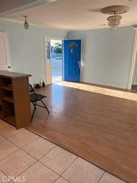 Reseda (los Angeles), CA 91335,6670 Aura Avenue