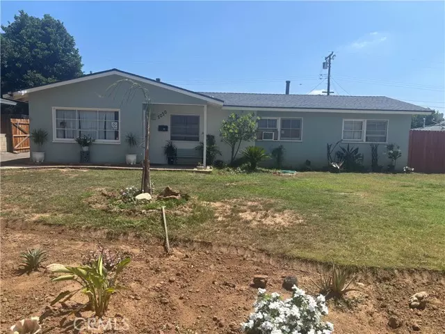 2030 E Linfield Street, Glendora, CA 91740