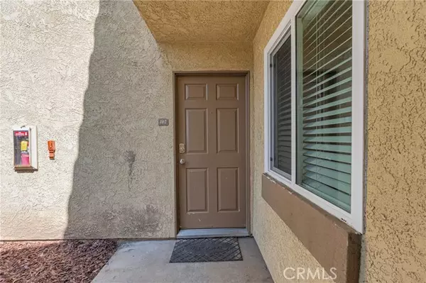 Riverside, CA 92507,1110 W Blaine Street #102