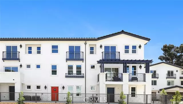 Pomona, CA 91766,32 Spyglass Avenue