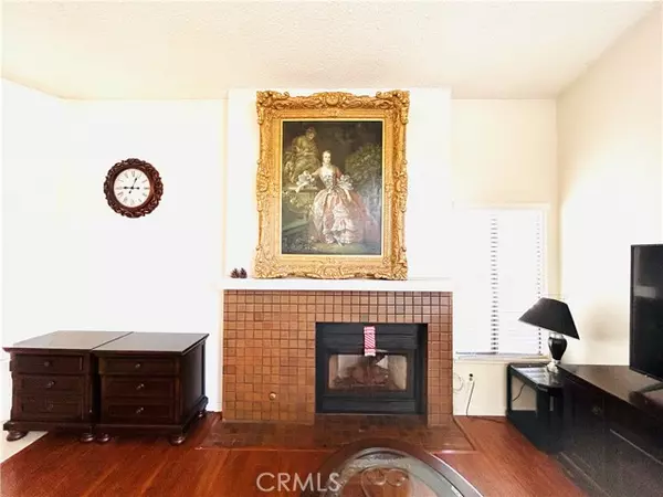 18 Town And Country Road #34, Pomona, CA 91766
