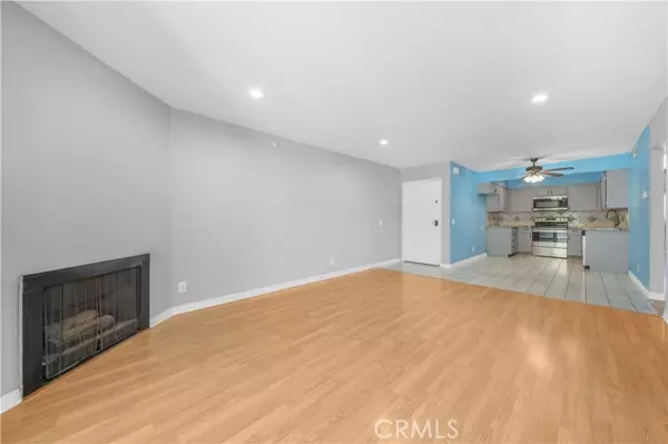 Simi Valley, CA 93065,1256 Patricia Avenue #10