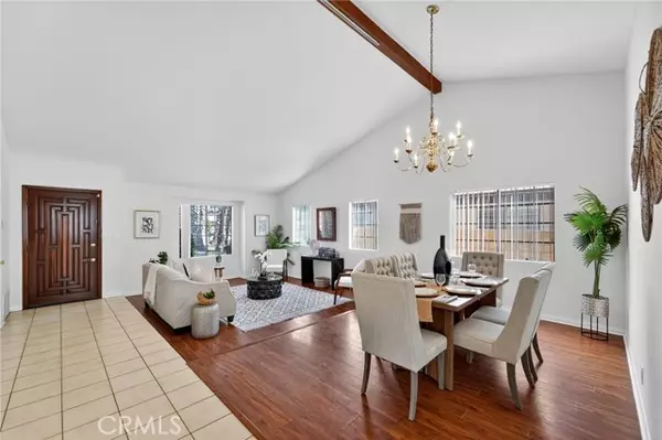 Winnetka (los Angeles), CA 91306,20254 Stagg Street