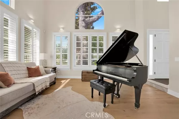 Arcadia, CA 91006,2122 S 3rd Avenue