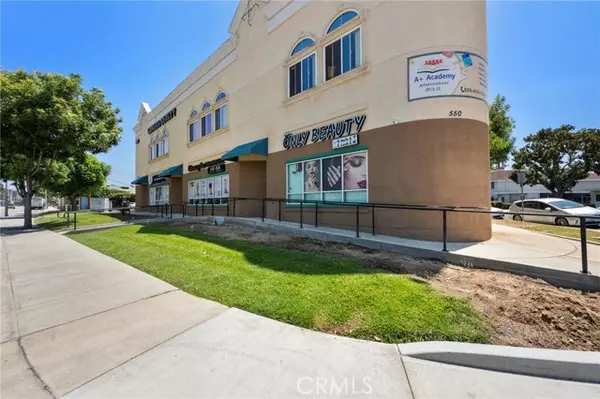 West Covina, CA 91790,550 S Glendora Avenue