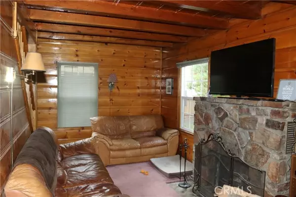 Big Bear Lake, CA 92315,593 Lynn Road