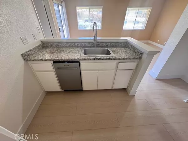 Ontario, CA 91761,3635 OAK CREEK