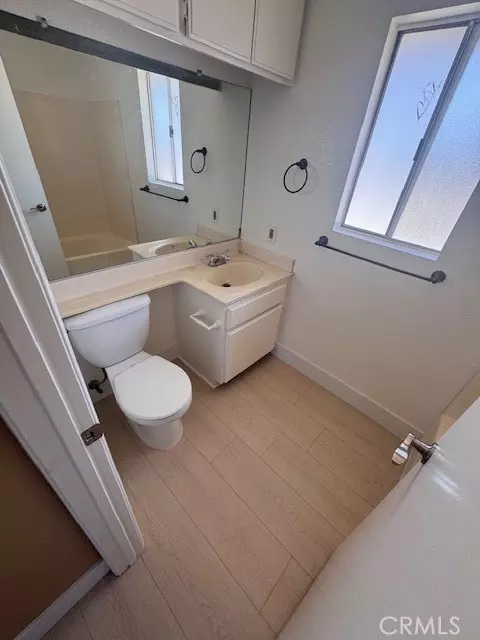 Ontario, CA 91761,3635 OAK CREEK