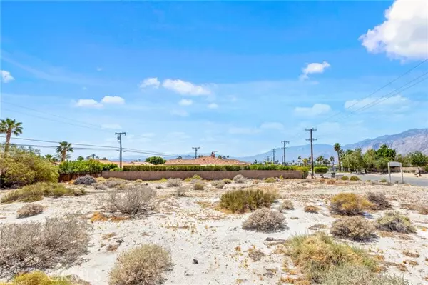 Palm Springs, CA 92262,2260 N Sunrise