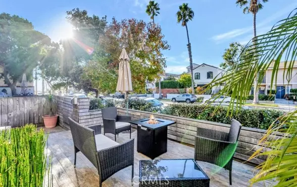 222 19th, Huntington Beach, CA 92648