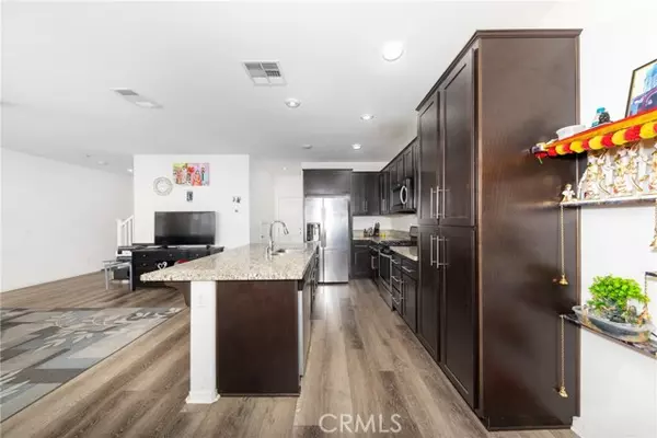 Rialto, CA 92376,867 S Breden