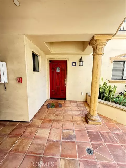 Pasadena, CA 91106,856 S Marengo #7