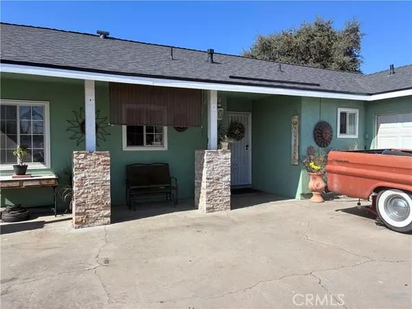 Rialto, CA 92376,114 S Encina