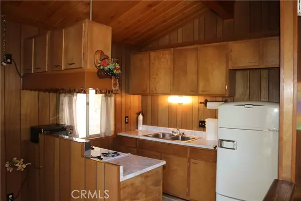 Big Bear Lake, CA 92315,1120 Villa Grove