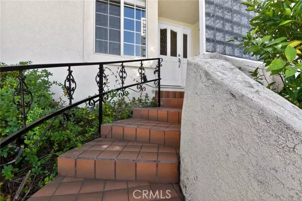 Walnut, CA 91789,20122 Candleflame Court