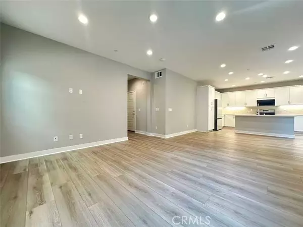 Ontario, CA 91761,4224 S Crisanta Privado