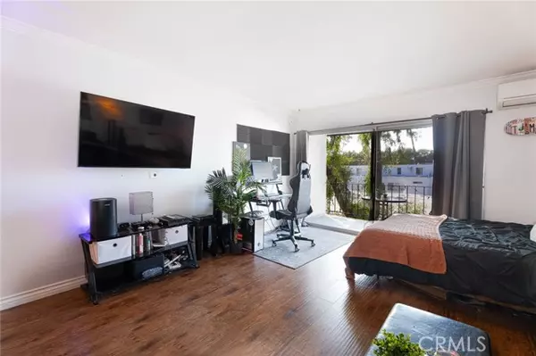 Sherman Oaks, CA 91411,15344 Weddington