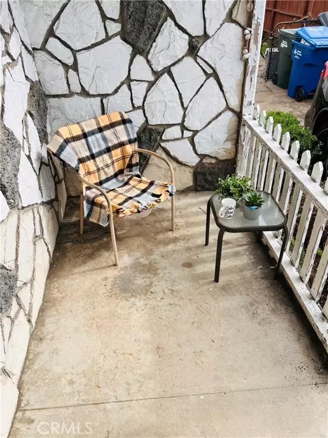 Montebello, CA 90640,424 N Via Val Verde