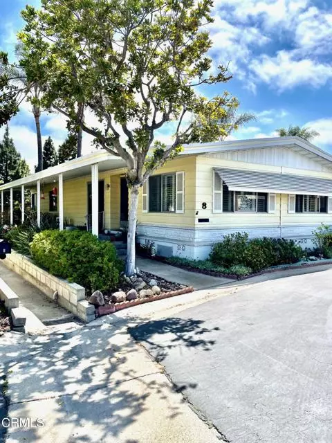 8 Calle Fronte #204, Camarillo, CA 93010